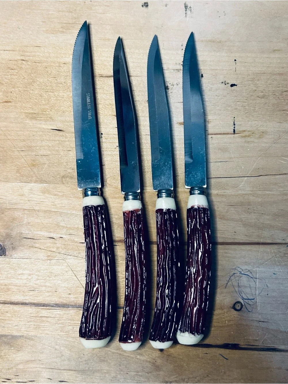 Vintage Set of 4 Stainless Steak Japan Knives Faux Antlers (1 Is Longer)